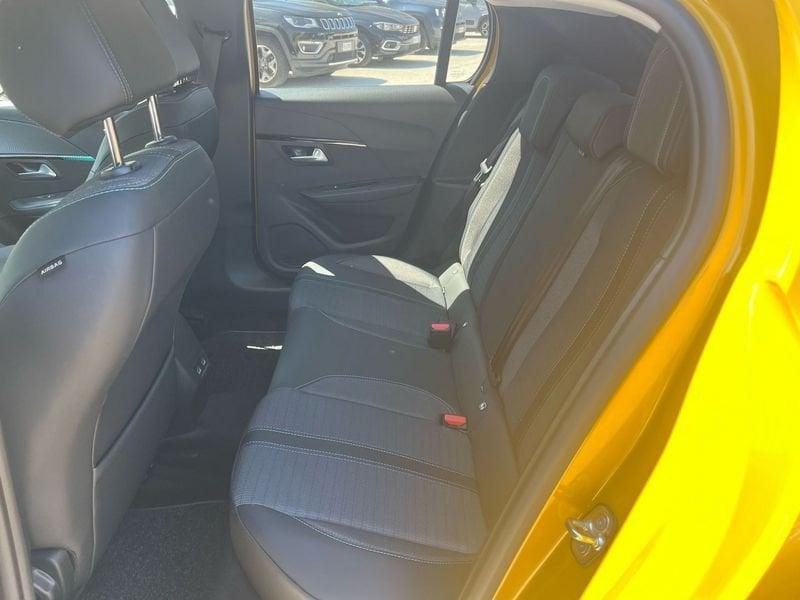 Peugeot 208 motore elettrico 136 CV 5 porte Allure Pack