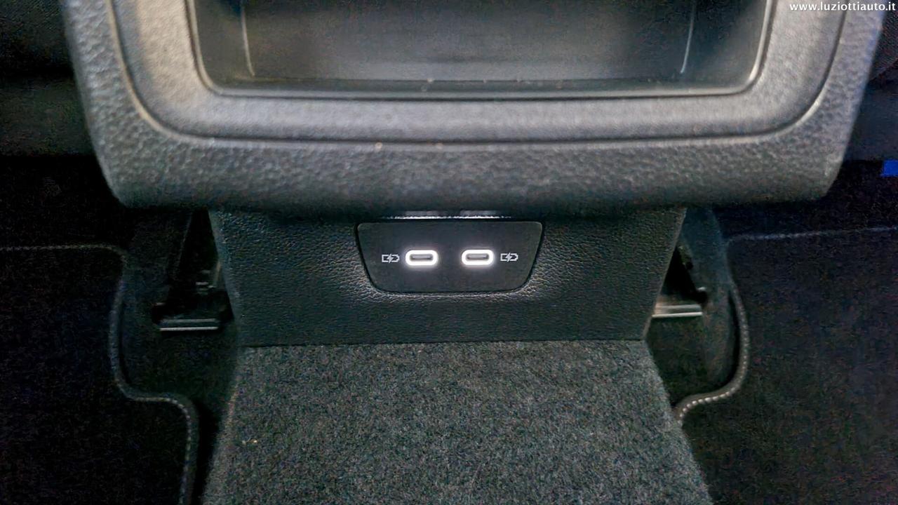 Volkswagen Golf 8 1.5 TGI LIFE