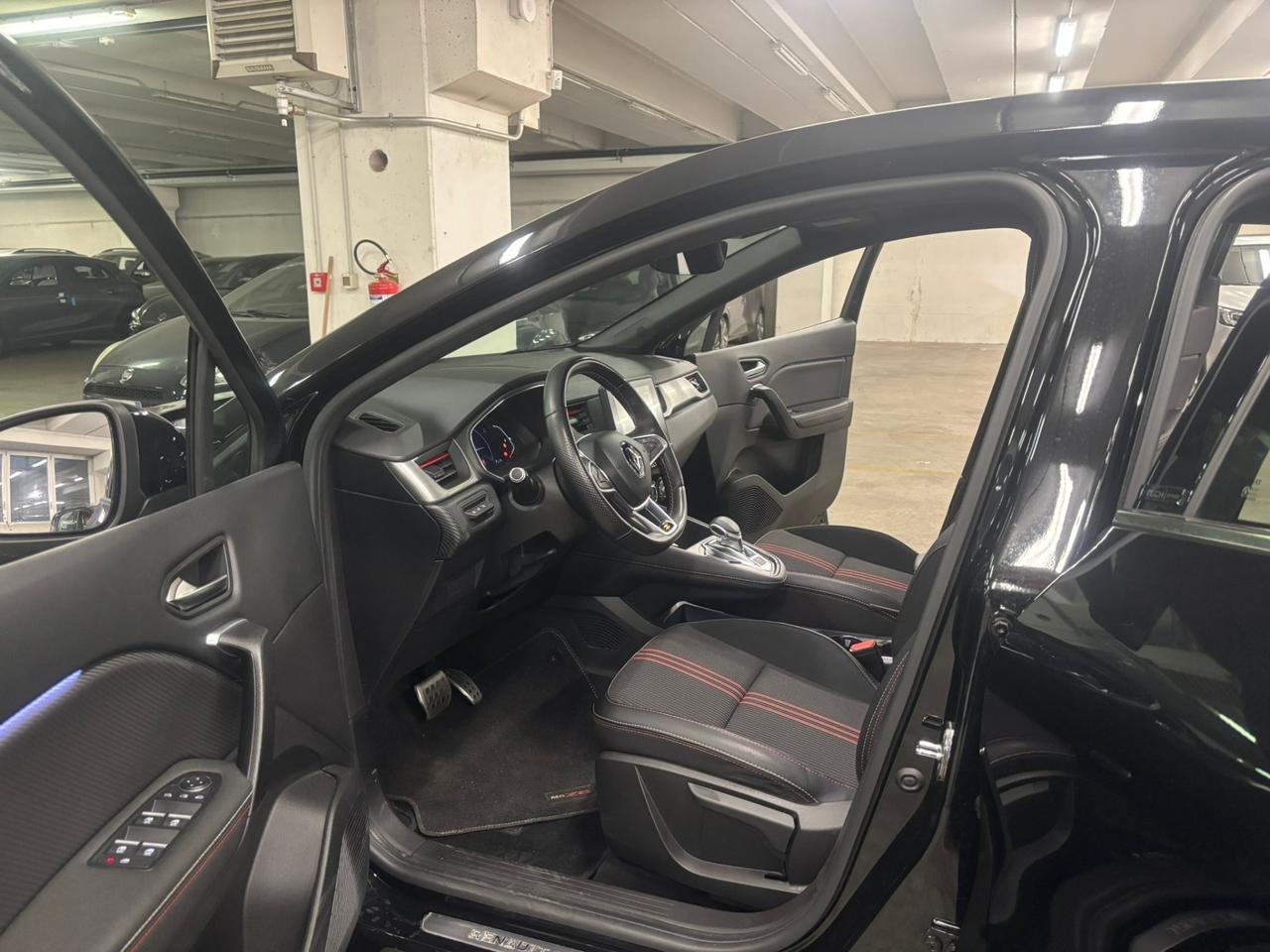 RENAULT Captur 1.6 E-Tech hybrid RS Line 145cv auto