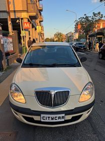 Lancia Ypsilon 1.2 60 cv Argento