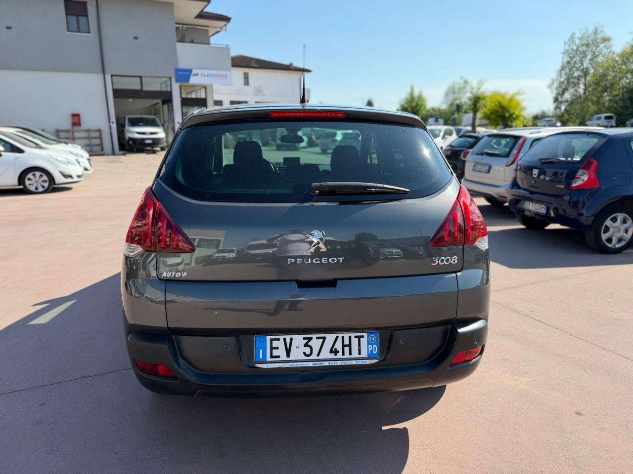 Peugeot 3008 1.6 HDi 115CV Business