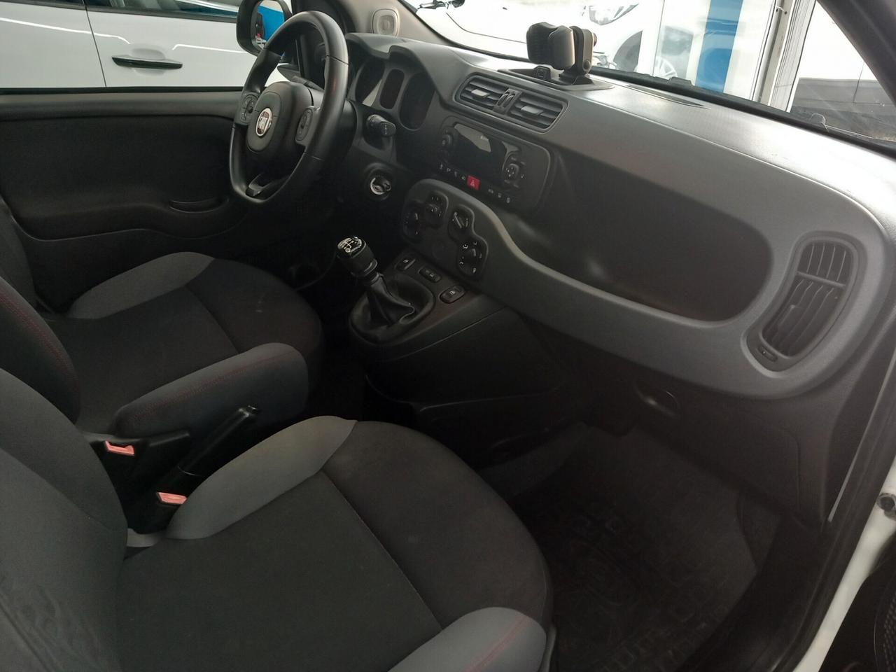 Fiat Panda 4x4 anno 2022 benzina 0.9 km 43 mila