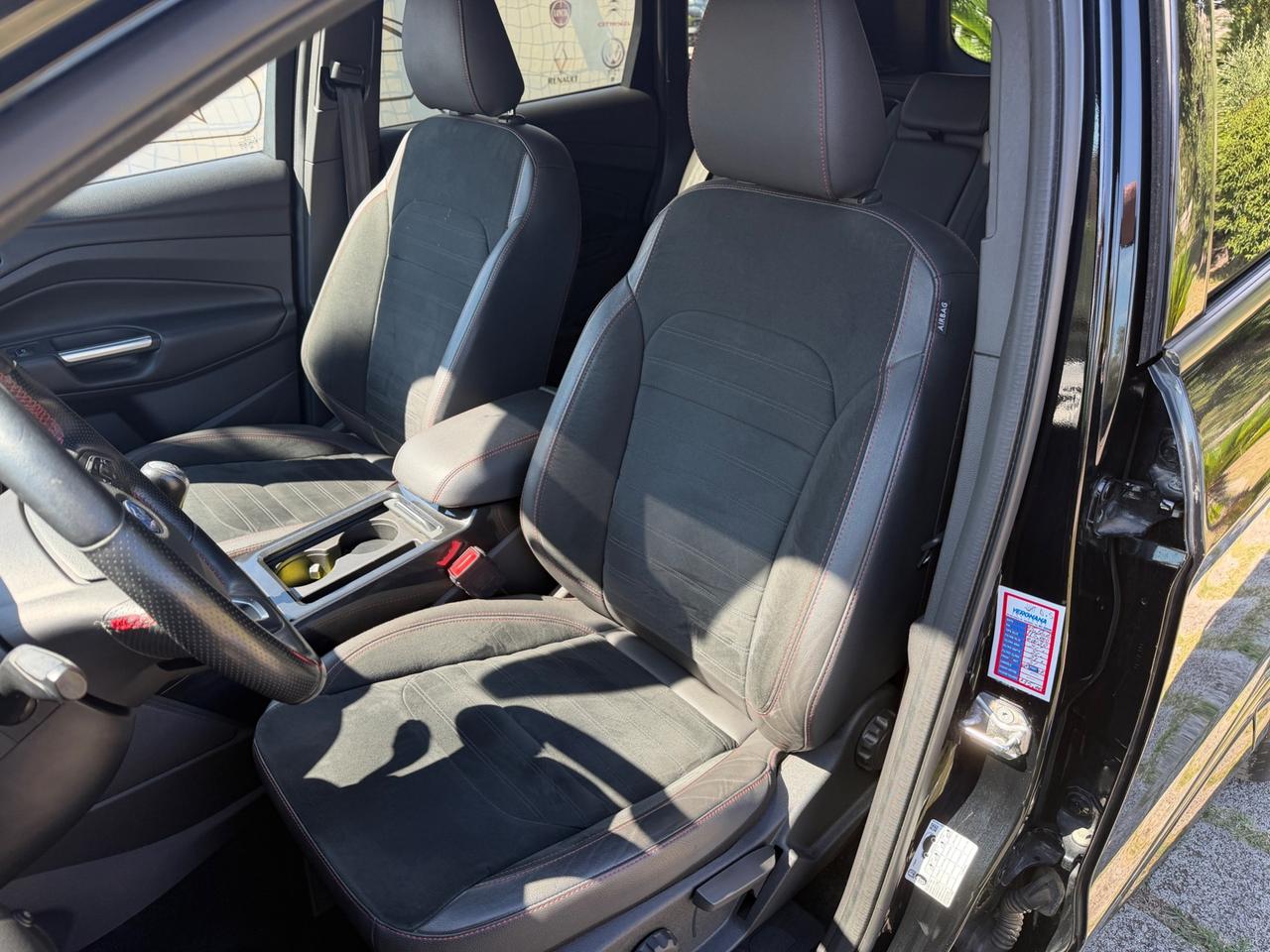 Ford Kuga 1.5TDCI 120CV S&S 2WD ST-Line-2019