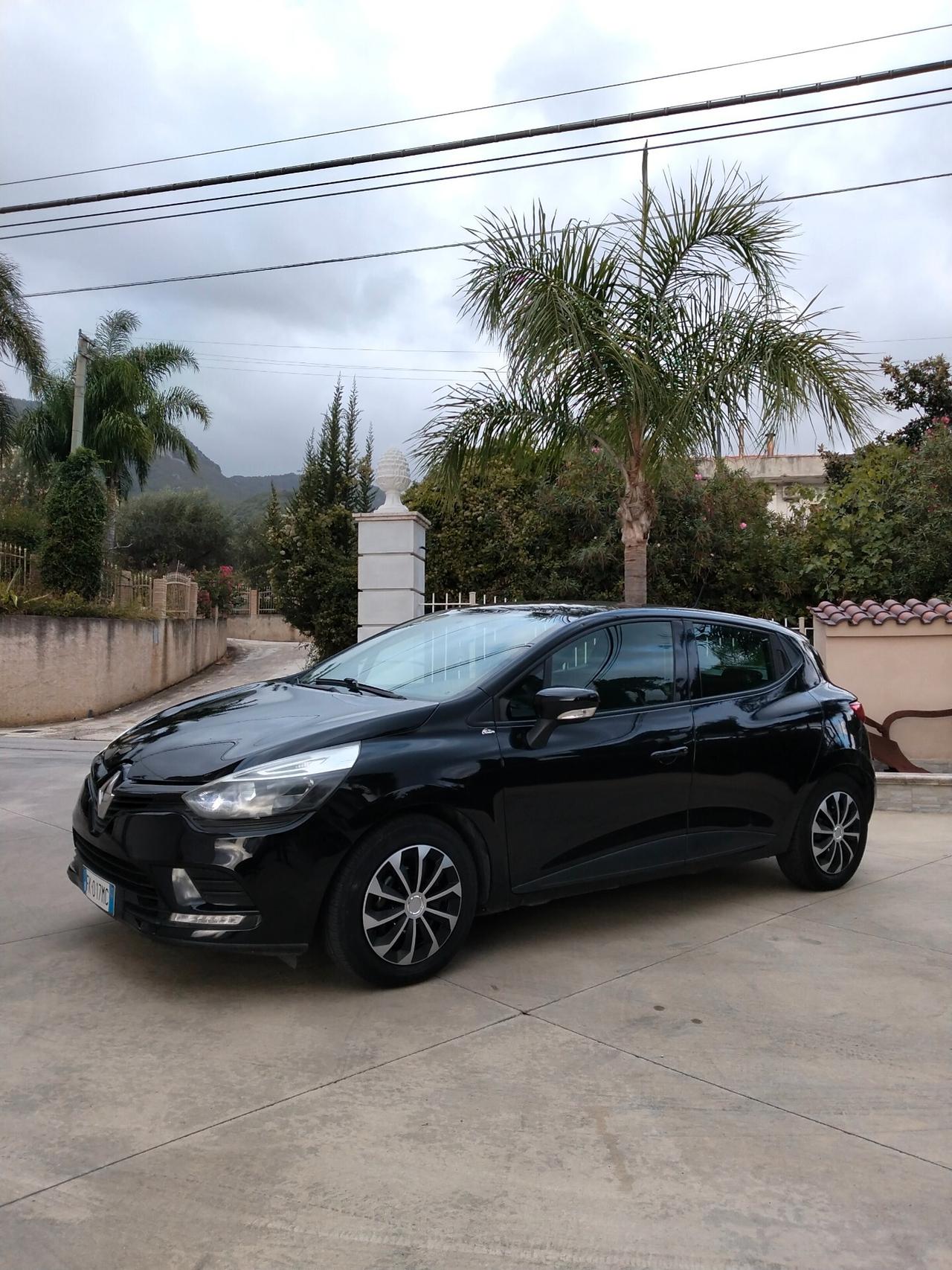 Renault Clio 1.2 75CV 5 porte Life