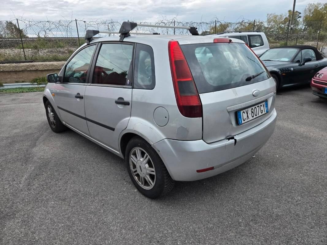 Ford Fiesta 1.4 tdci Ghia 5p