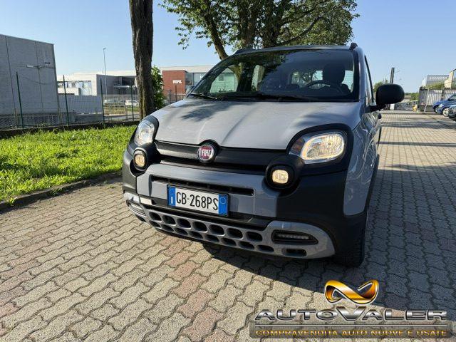 FIAT Panda 1.0 FireFly S&S Hybrid City Cross