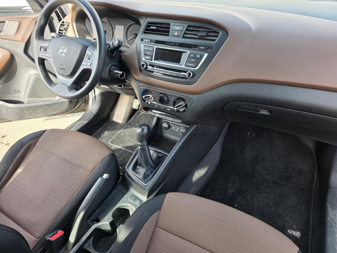 Hyundai i20 1.2 84 CV 5 porte Comfort