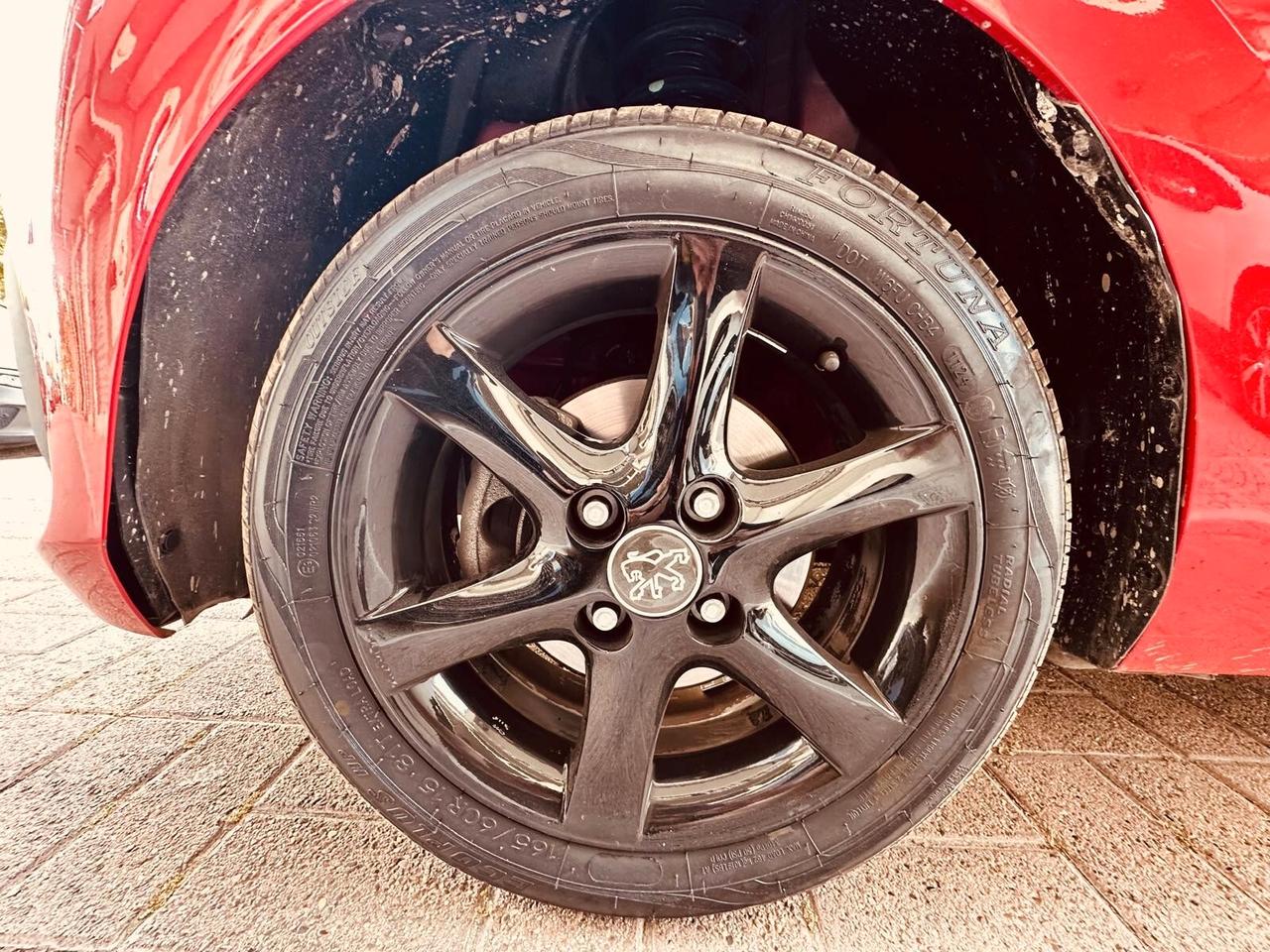 Peugeot 108 VTi 5 porte Active-2019