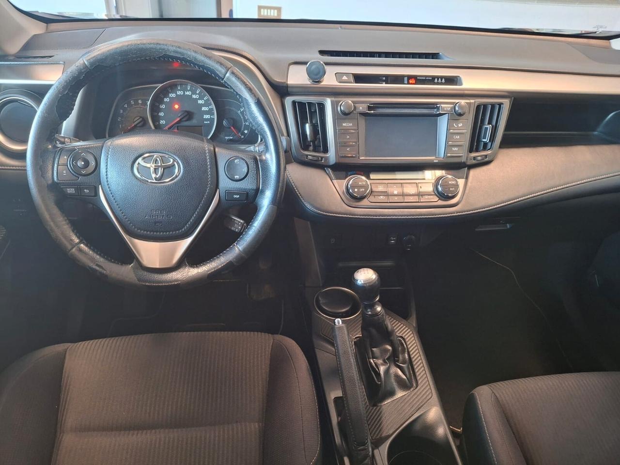 Toyota RAV 4 2.0 d-4d Active 2wd 124cv mt