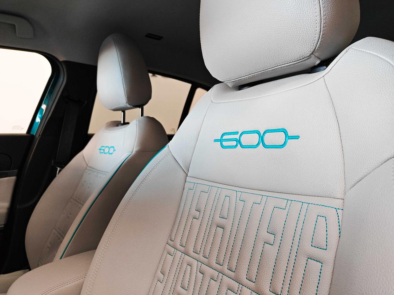 Fiat 600 Hybrid 100 CV DCT MHEV La Prima