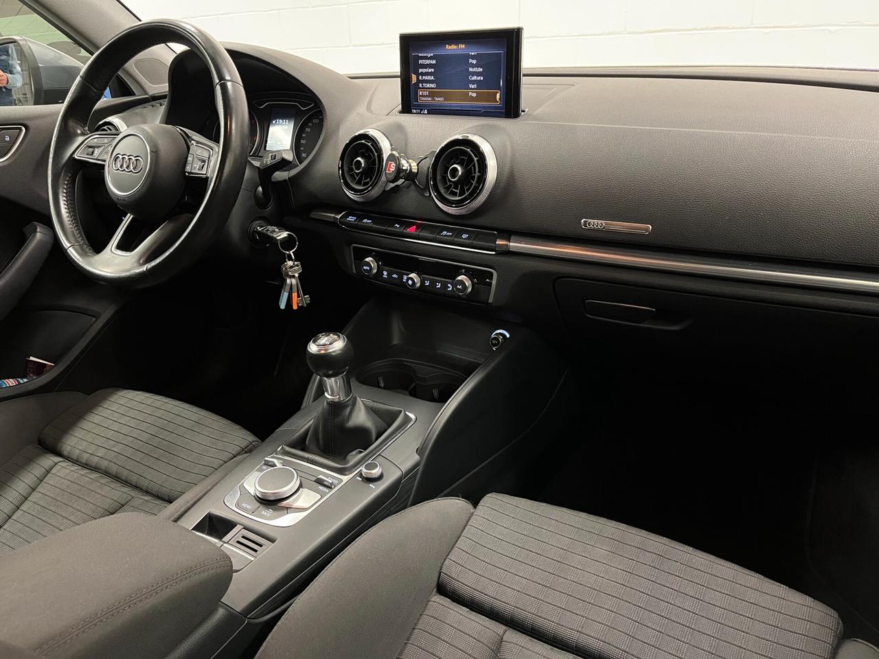 Audi A3 1.6 30 TDI 116 CV Sport