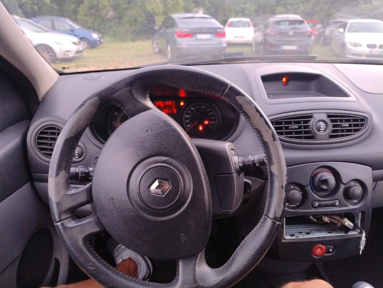Renault Clio Storia 1.2 3 porte Confort