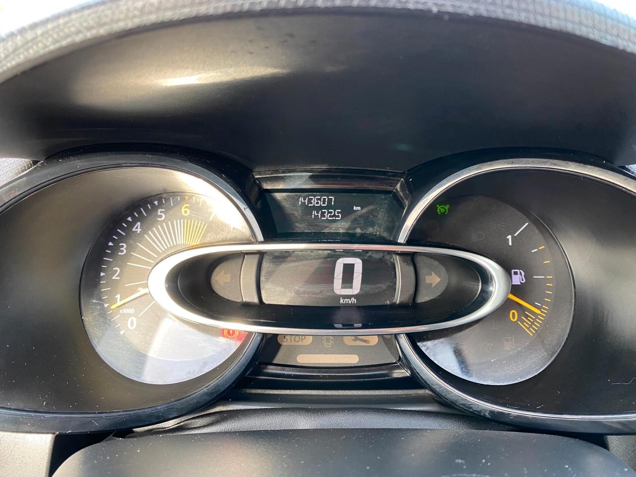 RENAULT Clio 1.2 Benzina 75cv NEOPAT. GARANTITA