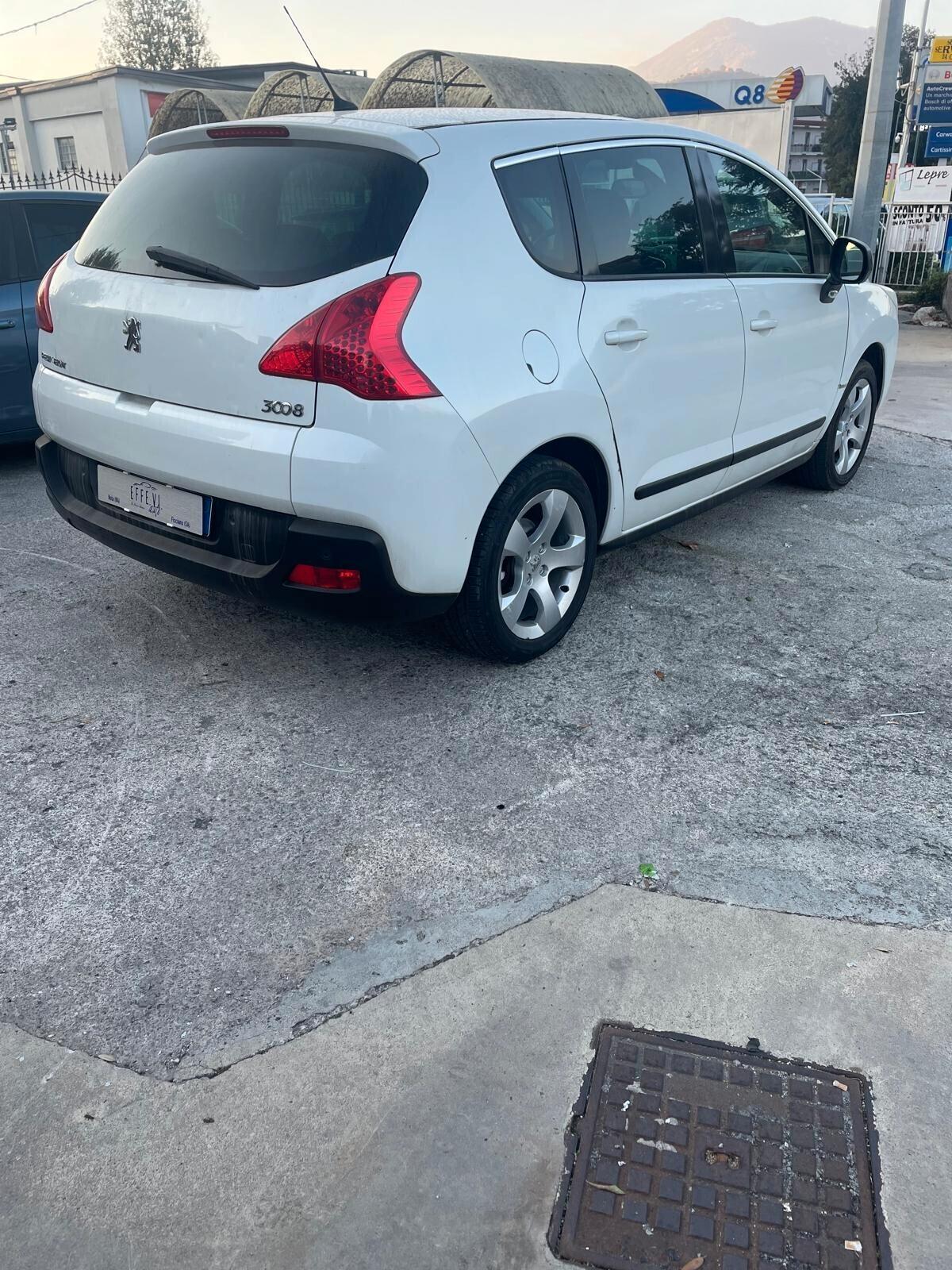 Peugeot 3008 1.6 HDi 110CV Premium