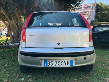 Fiat Punto 1.2i 16V cat 5 porte ELX