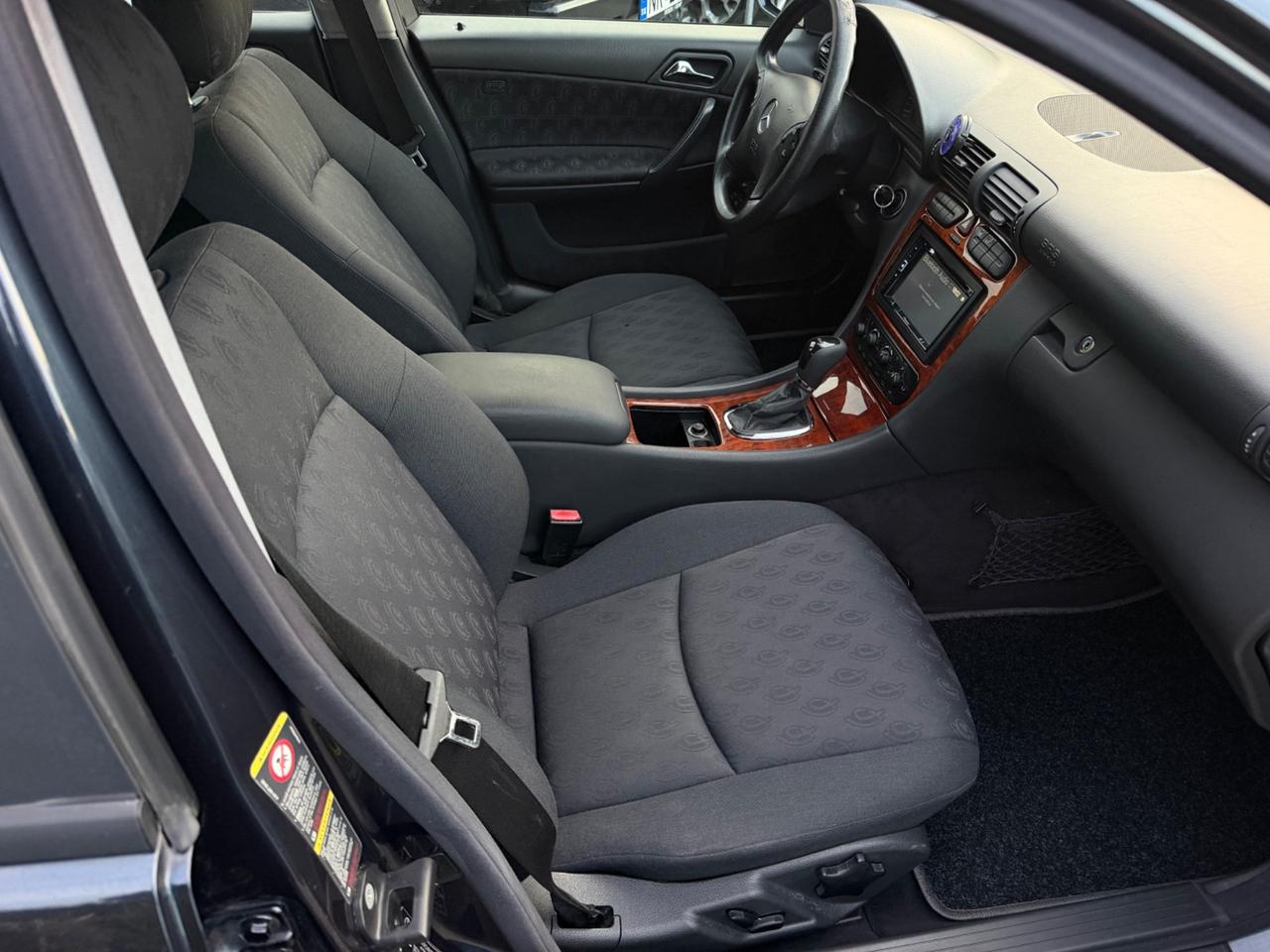 Mercedes-Benz C 220 CDI Automatica – 136.000 km