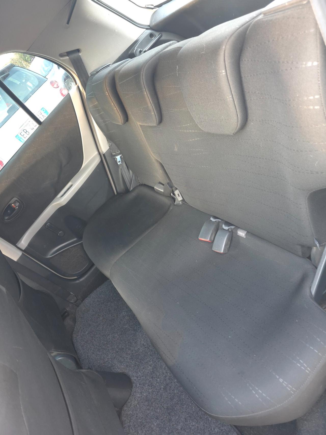 Toyota Yaris 1.0 5 porte Sol