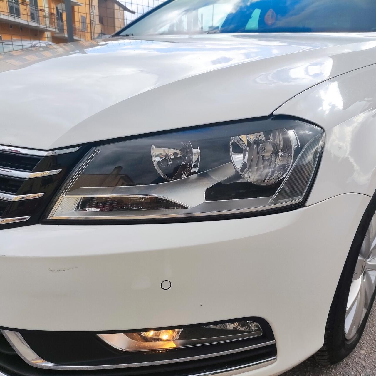 Volkswagen Passat 1.6 TDI Comfortline BlueM. Tech.