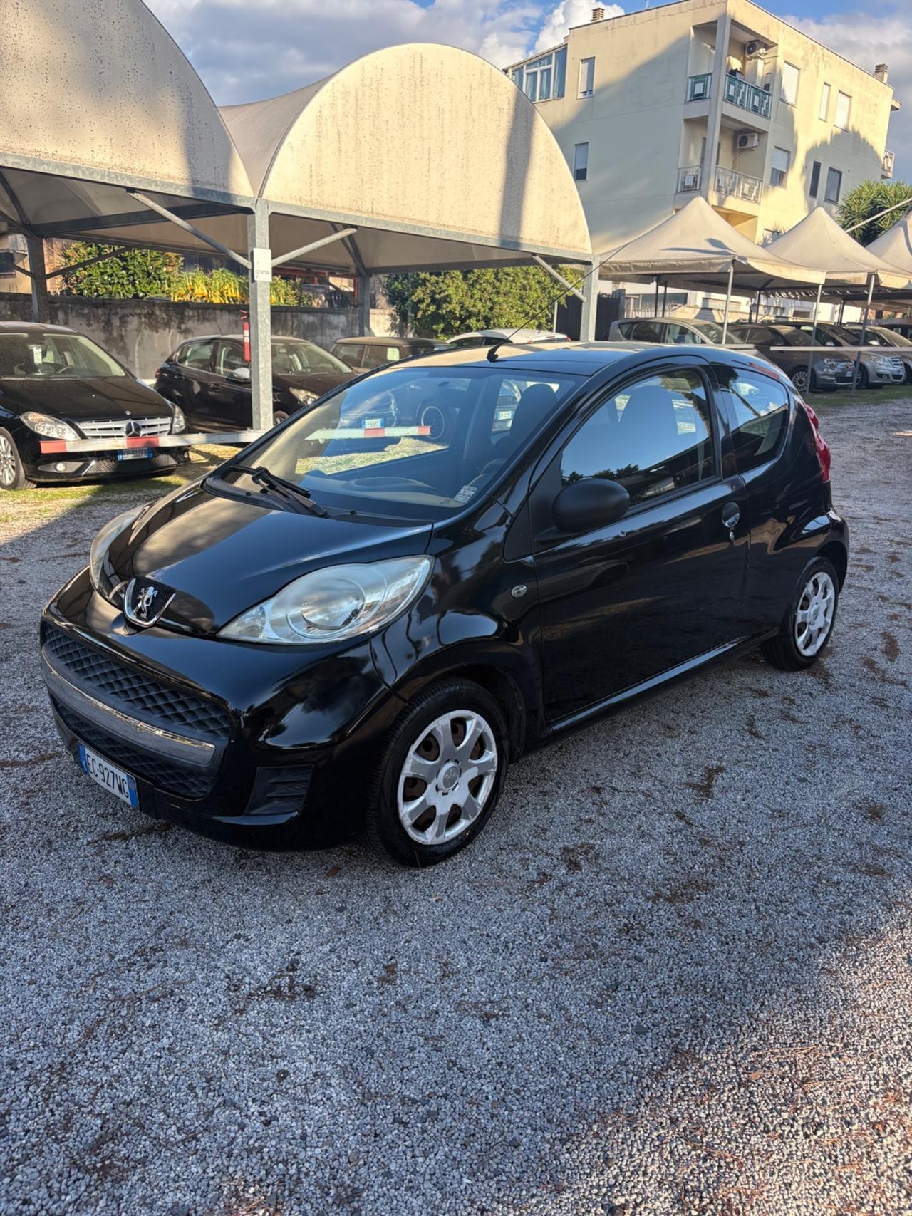 Peugeot 107 1.0 benzina neopatentati