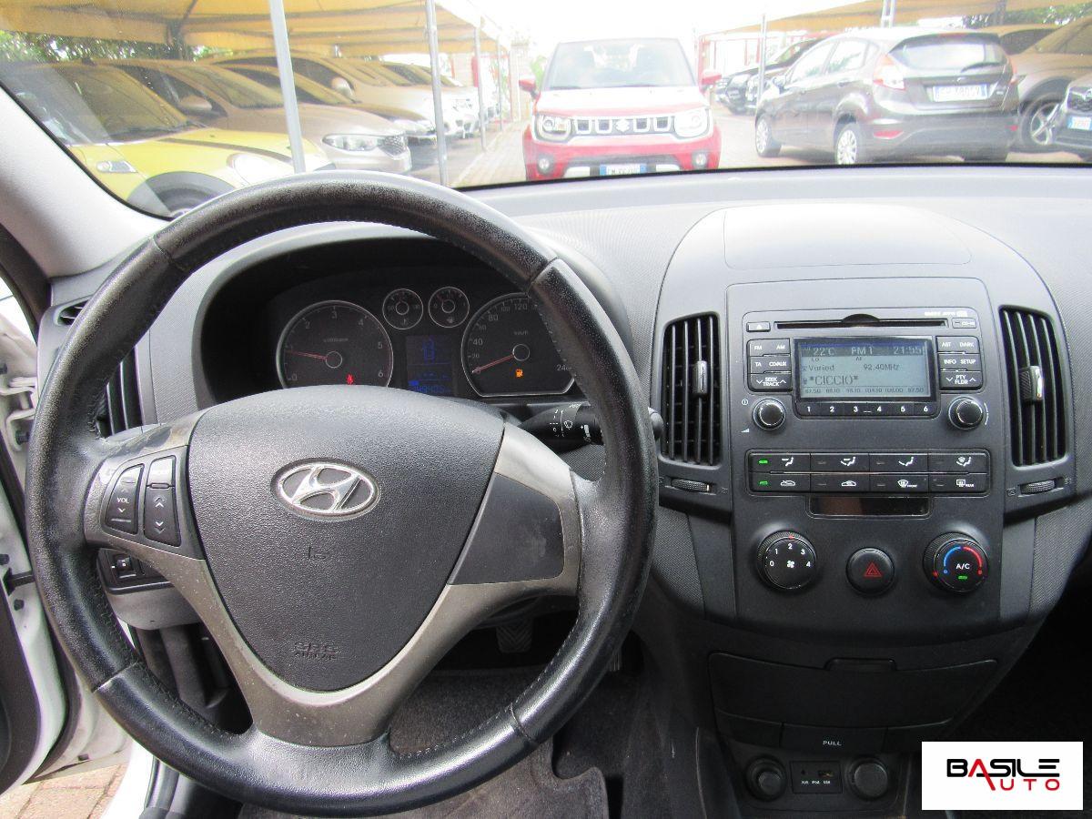 HYUNDAI - i30 Station Wagon - 1.6 CRDi 90CV 6m Comfort