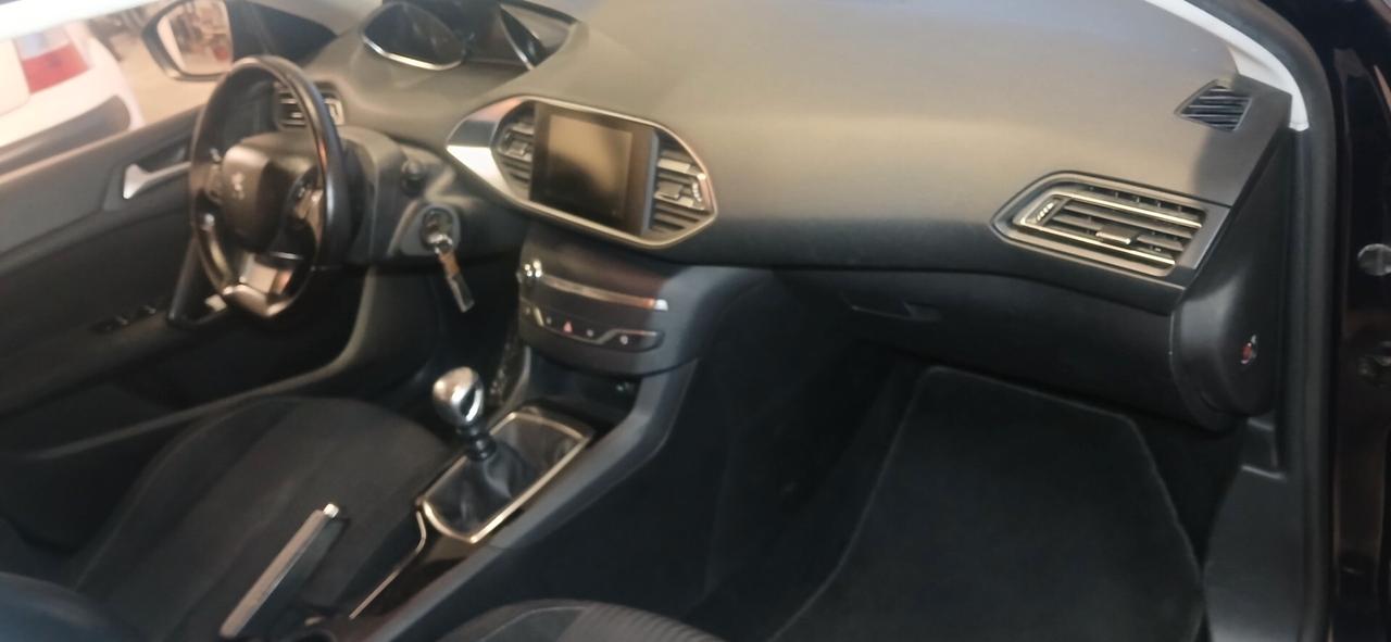 Peugeot 308 1.6 hdi s.w. neopatentati