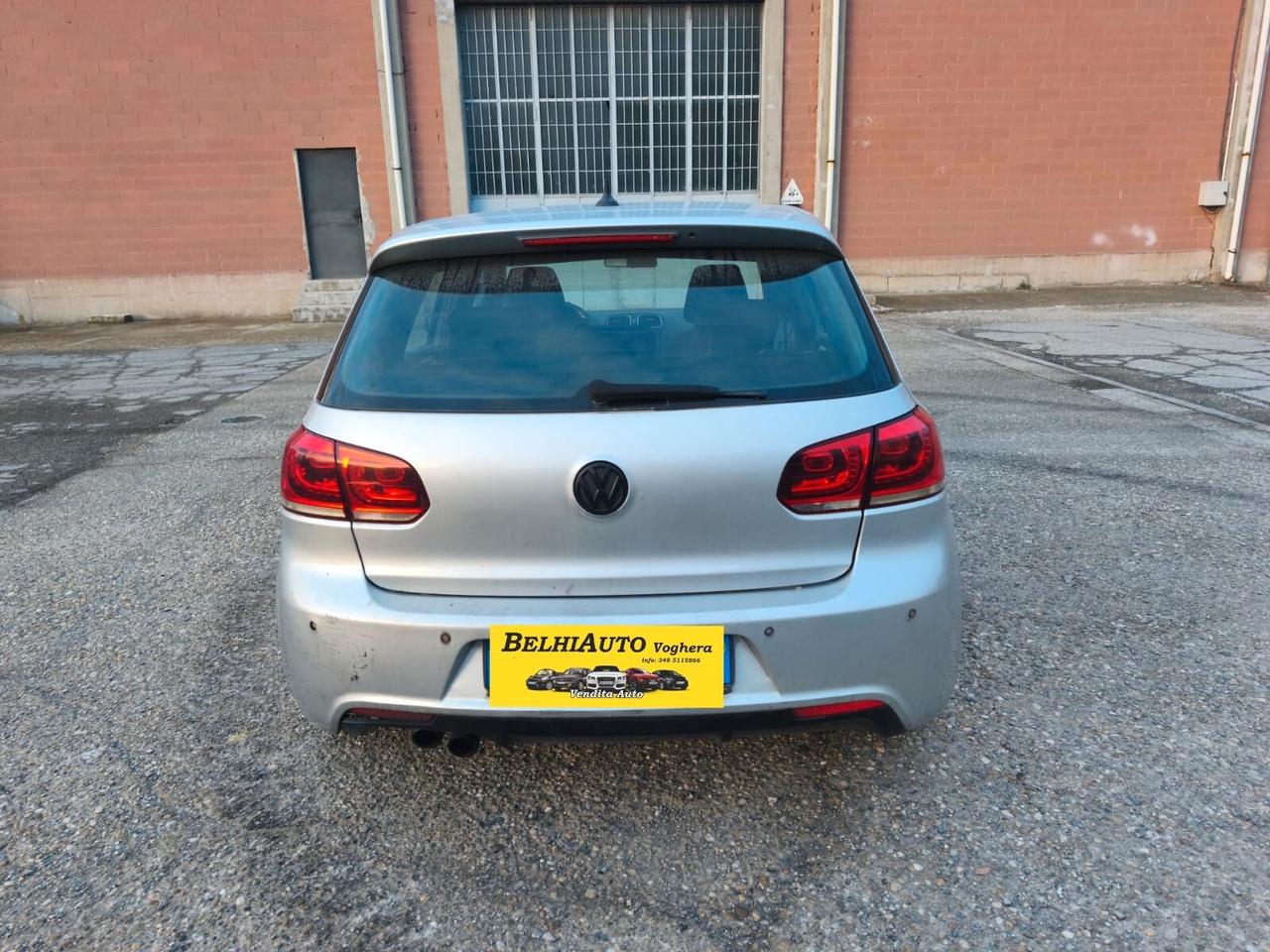 Volkswagen Golf 2011----1.6 Diesel