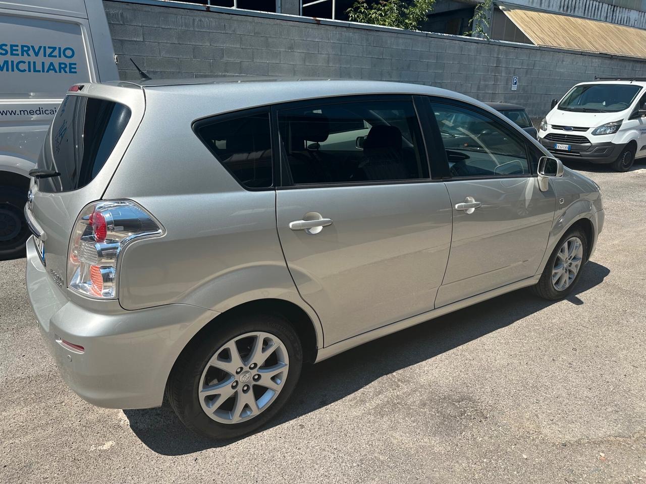 Toyota Corolla Verso 1.8 16V MMT MY'08 7pti