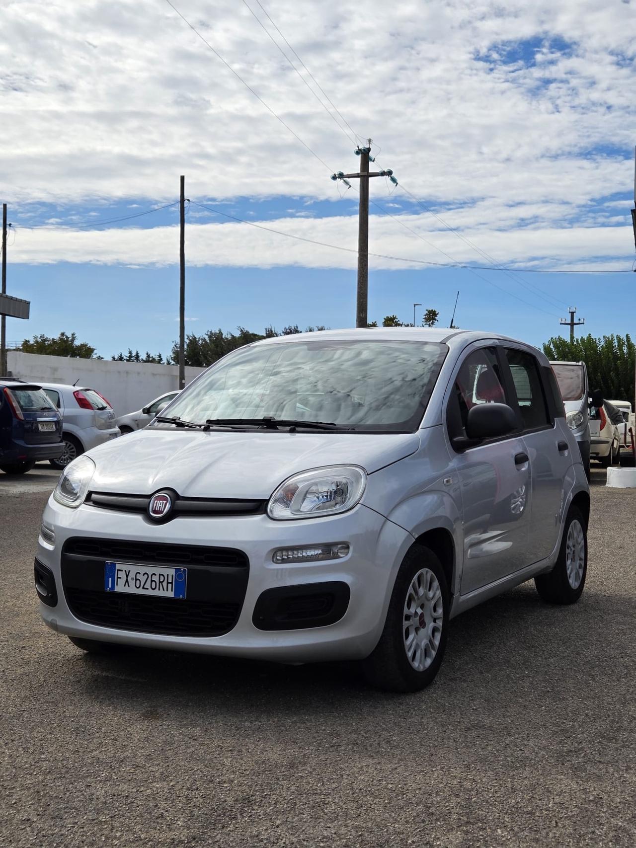 Fiat Panda 1.2 Connected by Wind