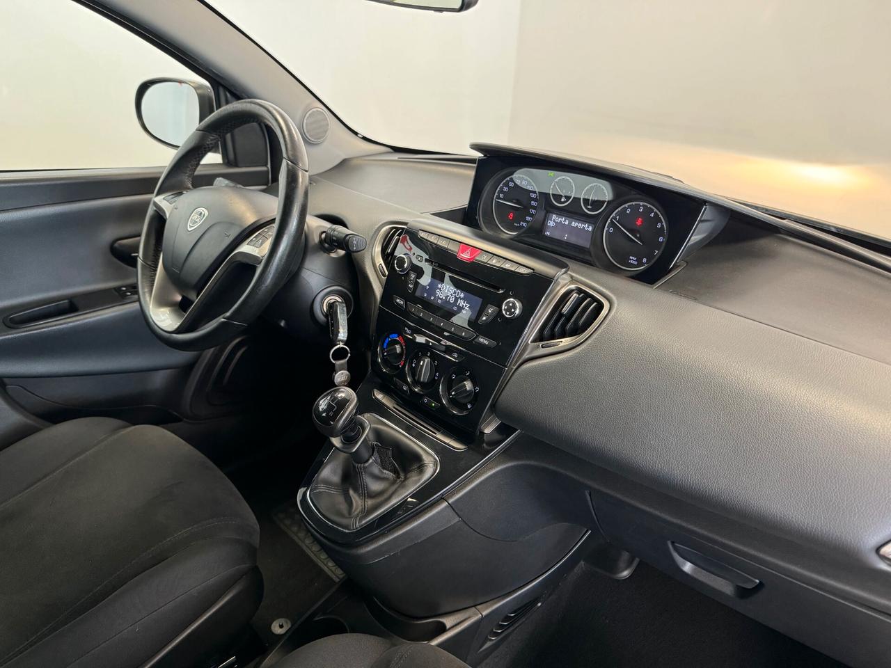 Lancia Ypsilon 1.2 69 CV 5 porte GPL Ecochic Elefantino