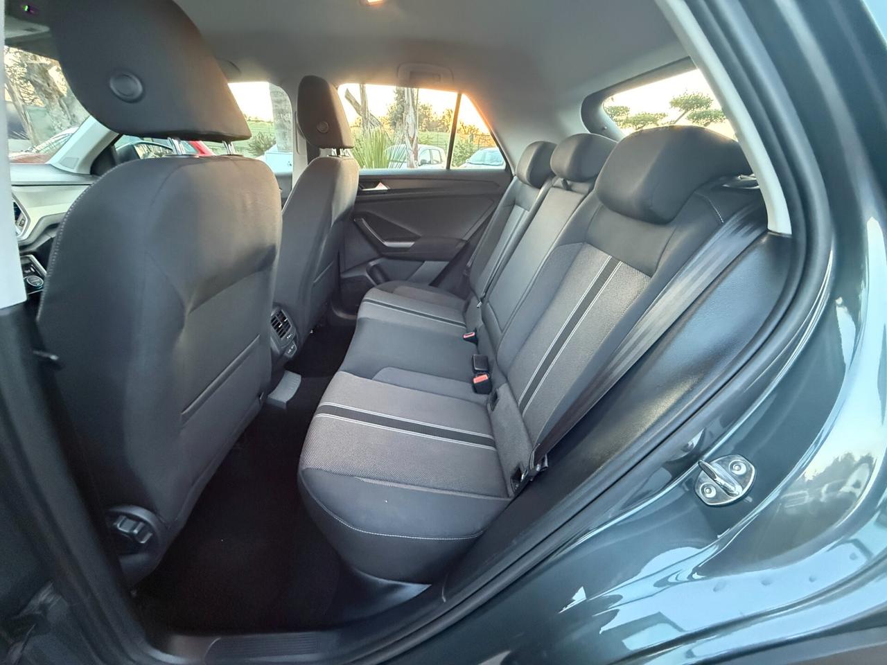 VOLKSWAGEN T-ROC 2.0TDI 116CV NAVI LED COCKPIT