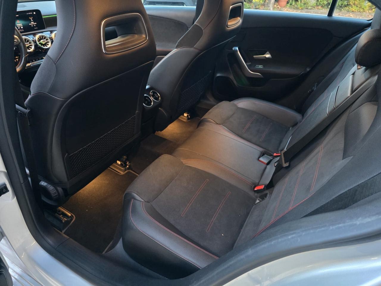 Mercedes-benz A 180 d Automatic Premium