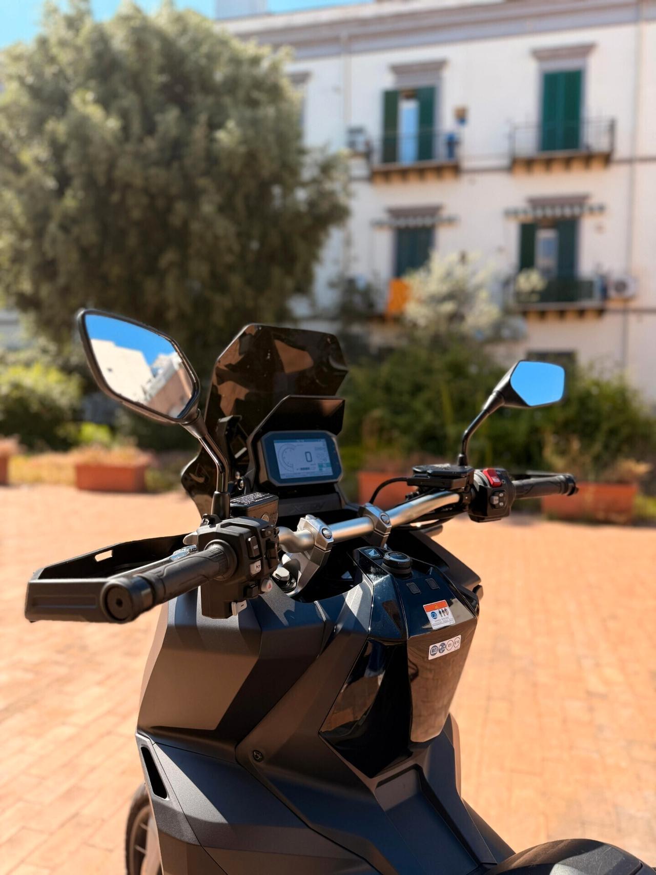HONDA XADV 750