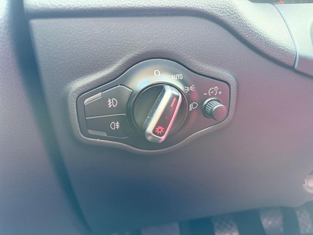 Audi Q5 ADVANCED PLUS 2.0 #7280