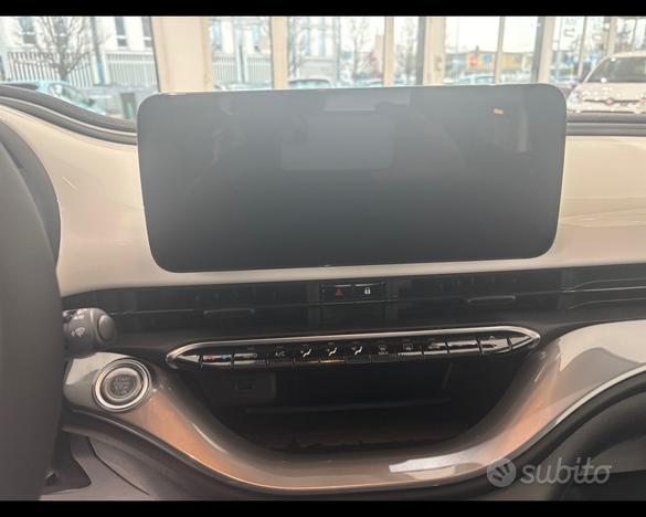 FIAT 500 Bev Hatchback My24 500e -320 Berli N71118