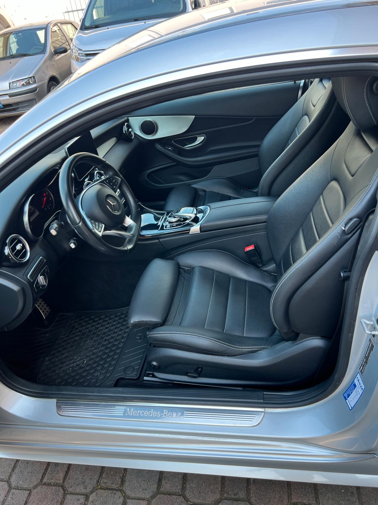 Mercedes-benz C 220 C 220 d Auto 4Matic Coupé Premium Plus