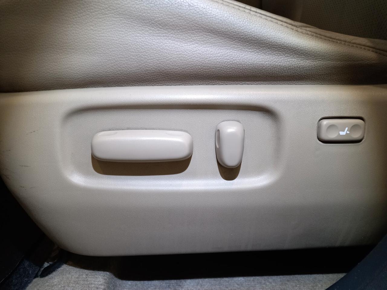 Toyota RAV 4 RAV4 Crossover 2.2 D-Cat A/T 150 CV Luxury