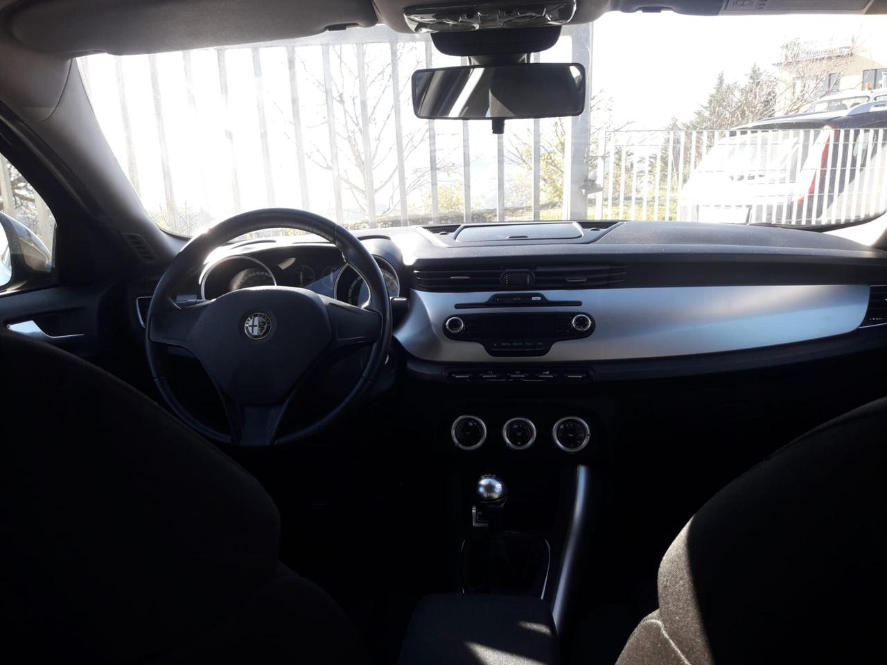 Alfa Romeo Giulietta 1.6 JTDm-2 105 CV Distinctive