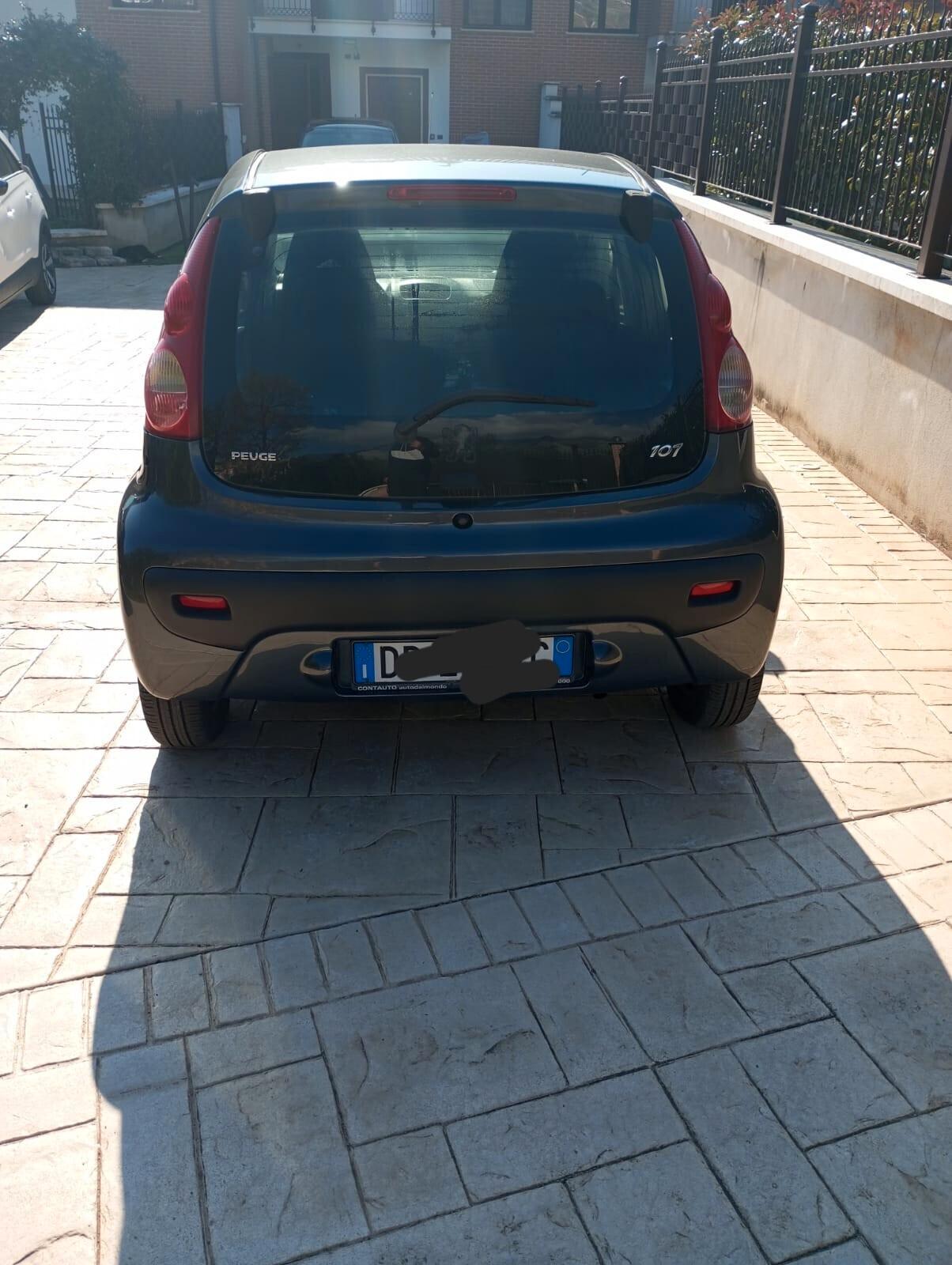 Peugeot 107 1.0 68CV 5p. Sweet Years