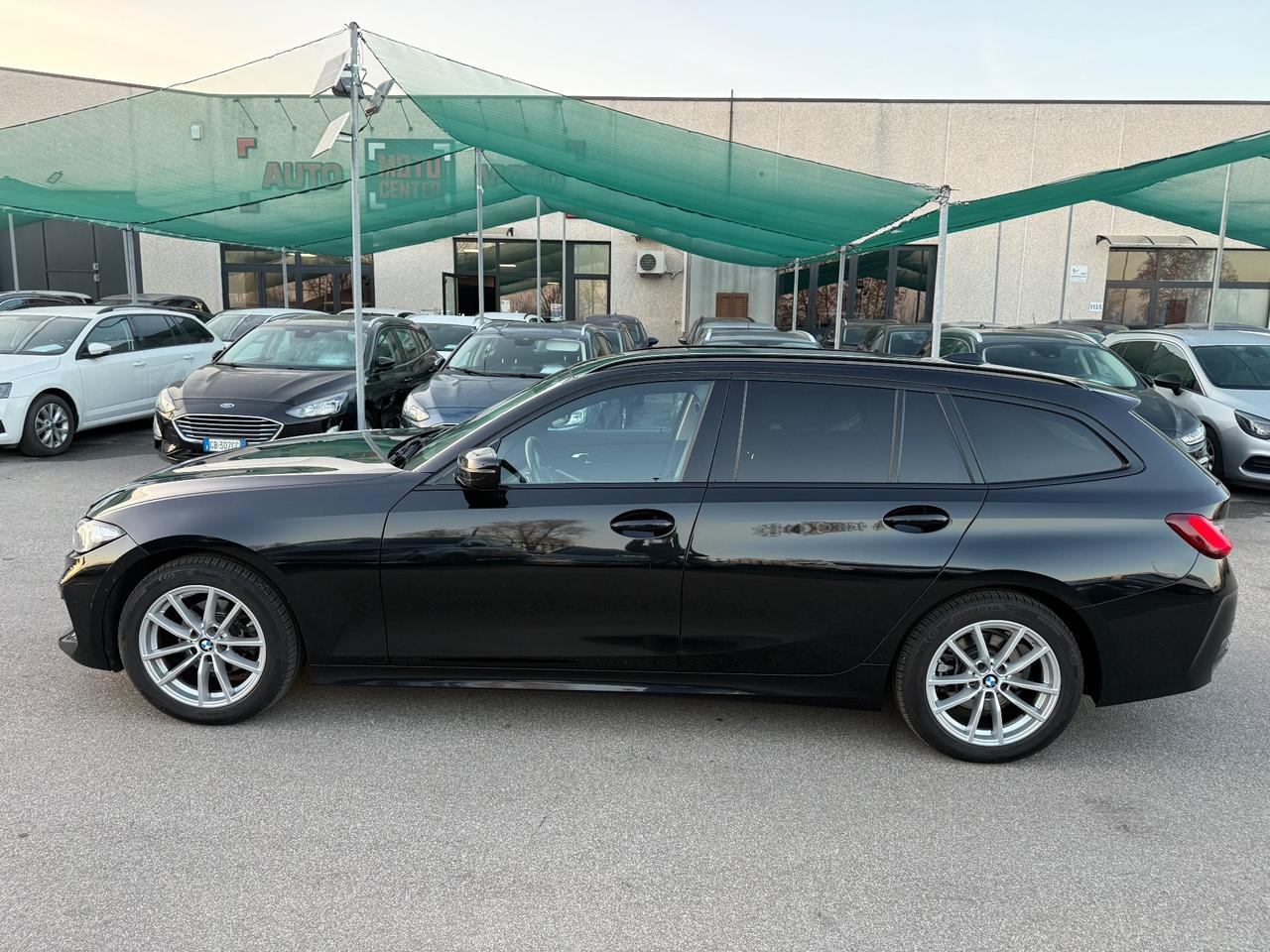 Bmw 318d My23 48V Automatica Touring Advantage 2.0 150CV