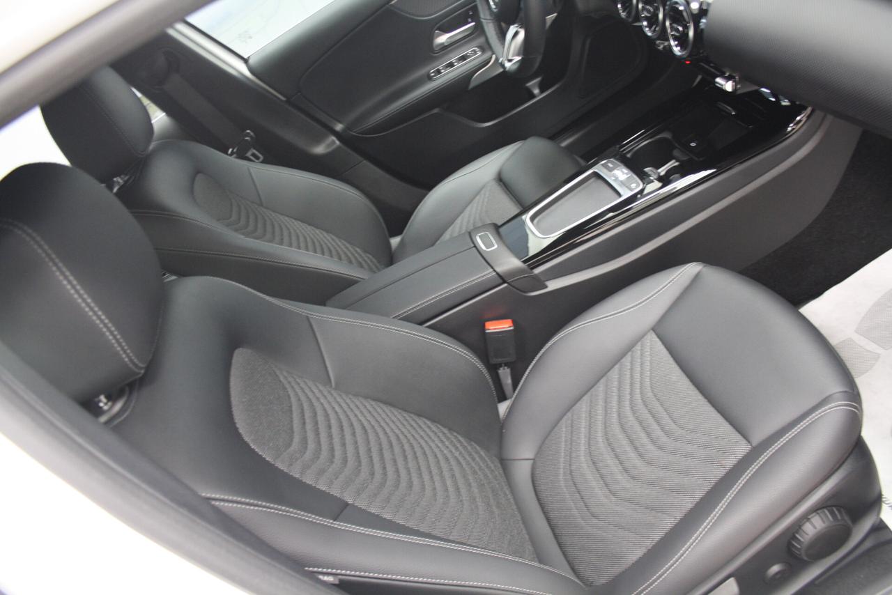 NEW MERCEDES A 180 AUTOMATIC SPORT *2023