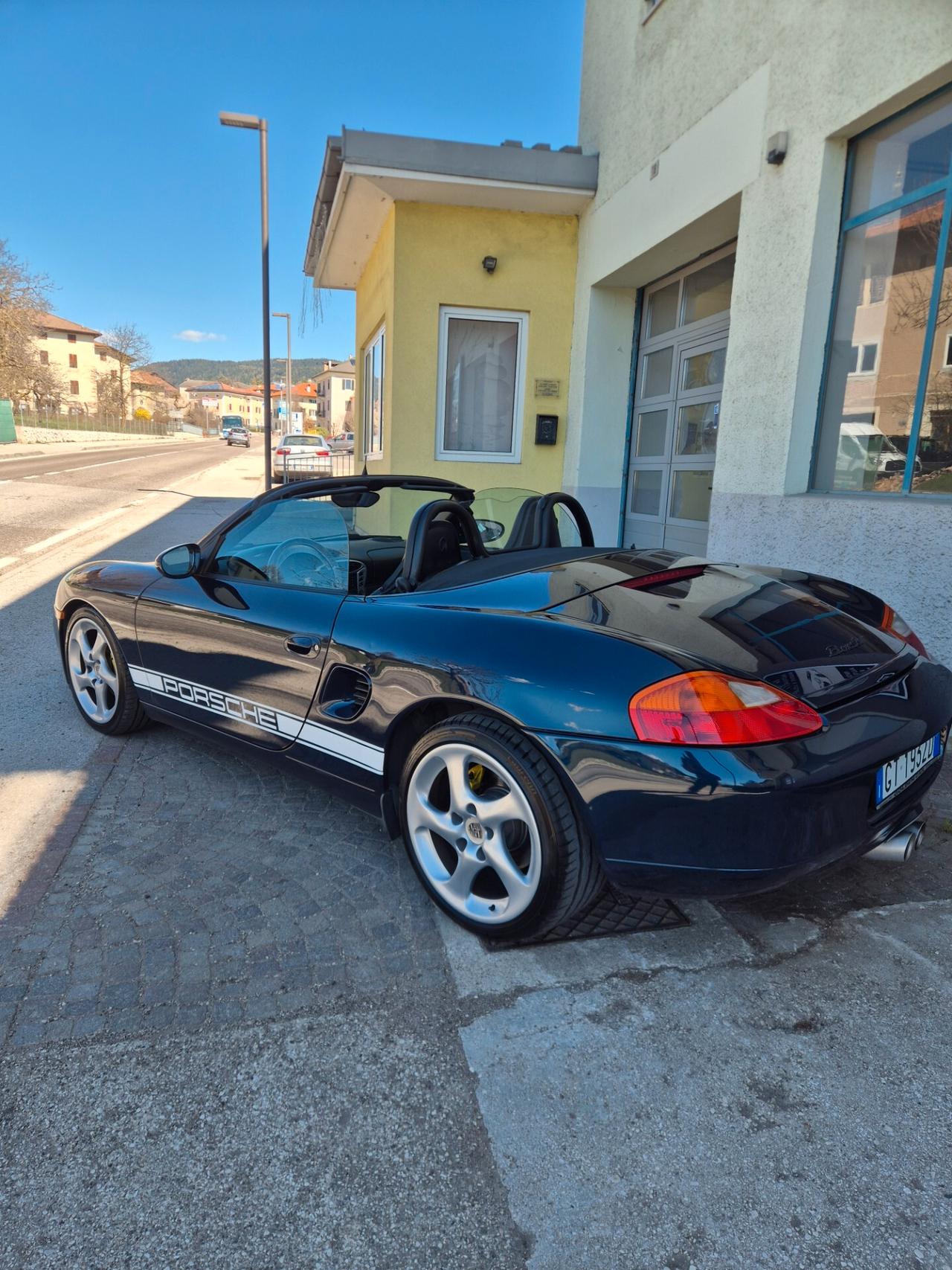 Porsche Boxster 2700 cc