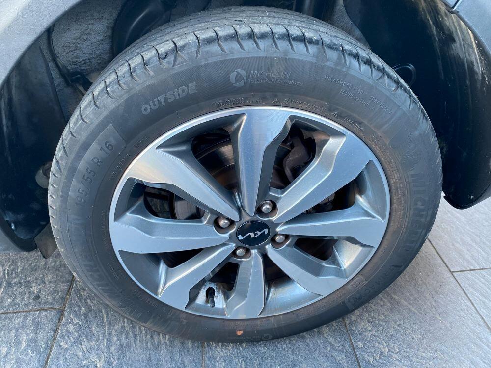 Kia Stonic 1.2 DPI Urban