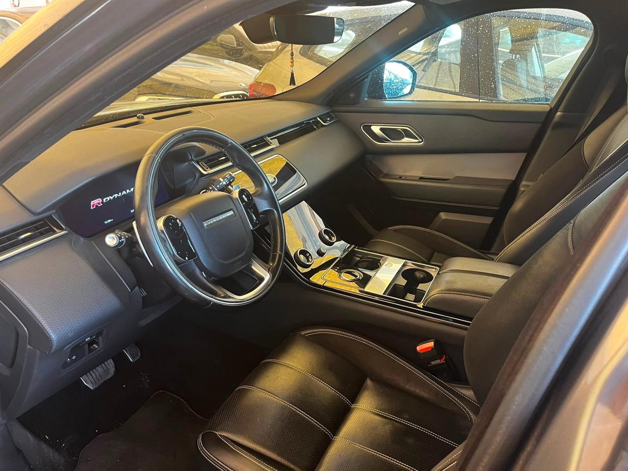Land Rover Range Velar 2.0D I4 240 CV R-Dynamic S