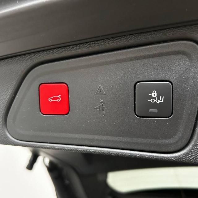 PEUGEOT 3008 Hybrid4 300 e-EAT8 GT Pack TETTO APRIBILE