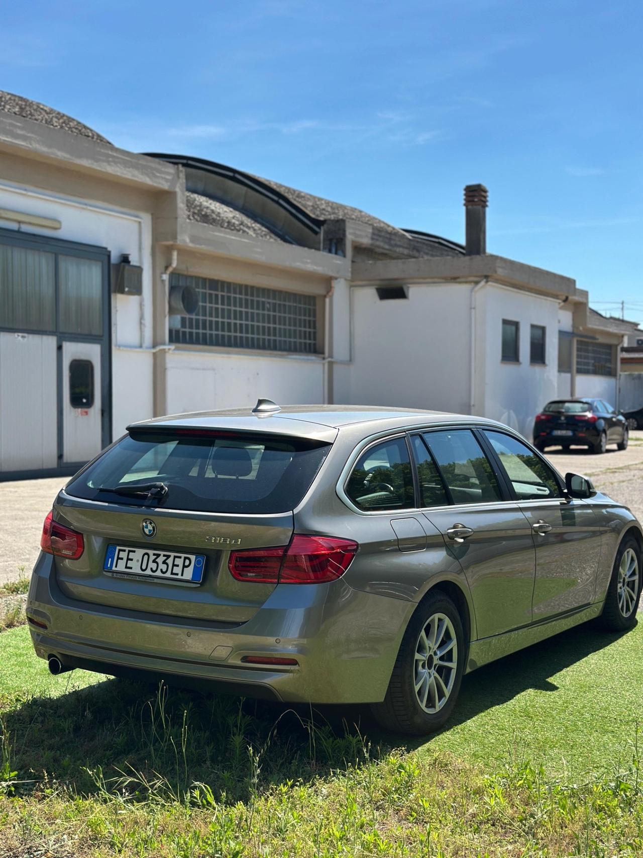 Bmw 318 318d Touring Business Advantage aut.