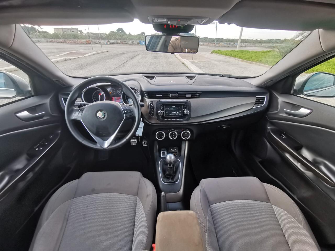 Alfa Romeo Giulietta 1.6 JTDm-2 105 CV Distinctive