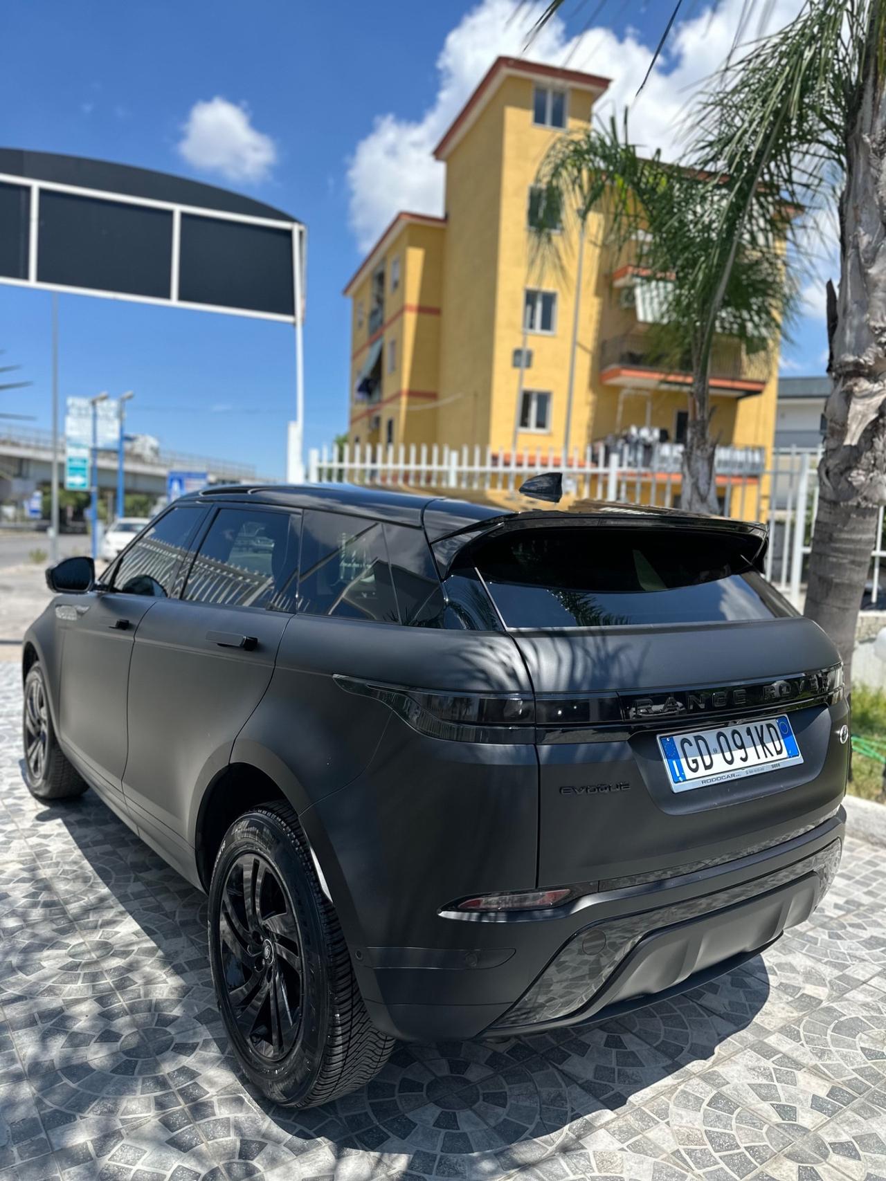 Land Rover Range Evoque 2.0D I4 163 CV R-Dynamic