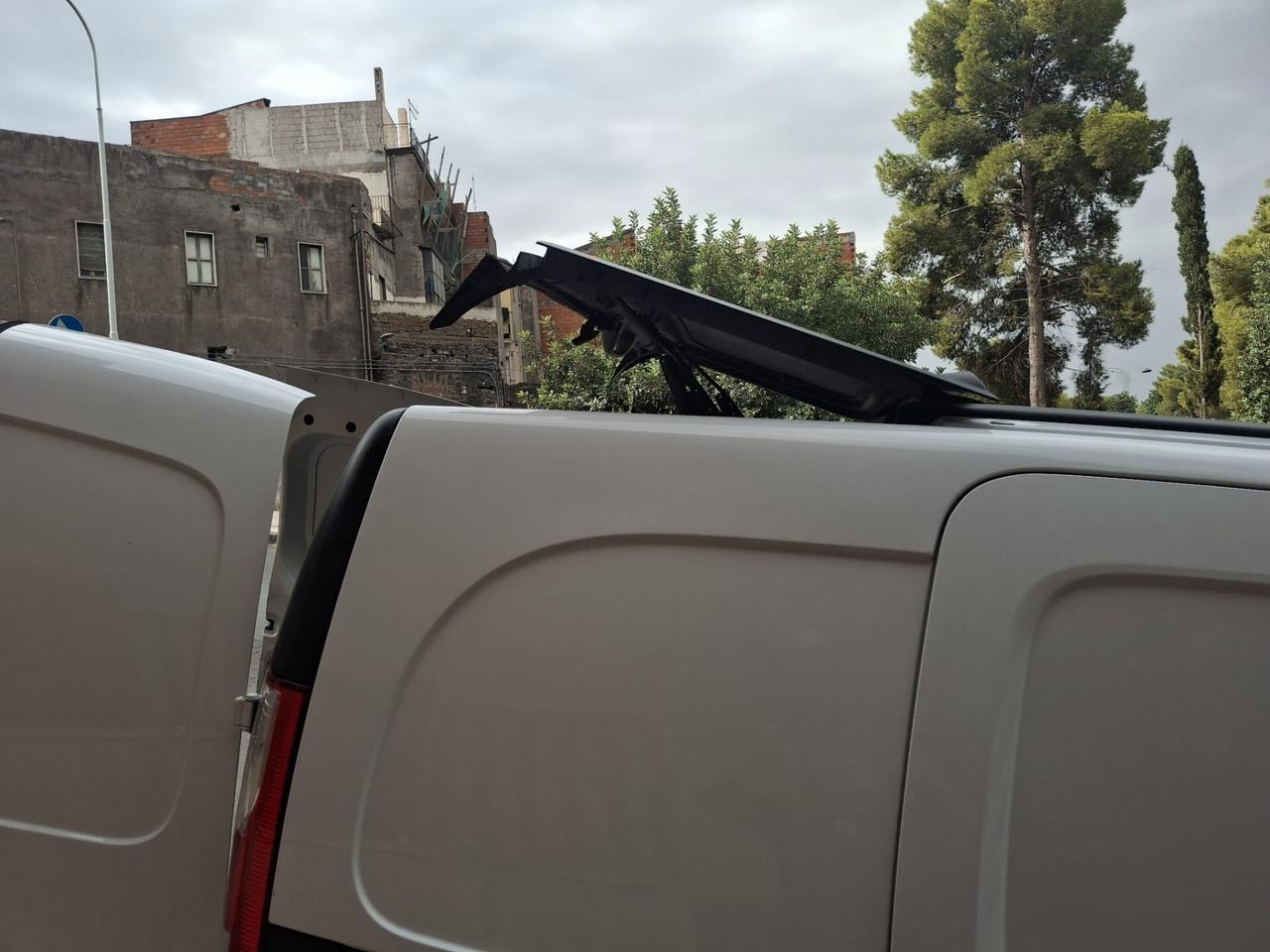 Renault Kangoo 1.5 dCi 90CV S&S 4p. Express Energy Ice TETTO APRIBILE