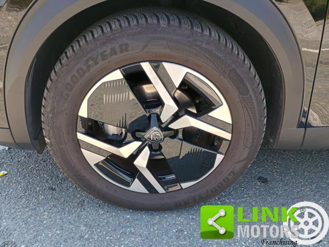 PEUGEOT 2008 PureTech 100 S&S Allure