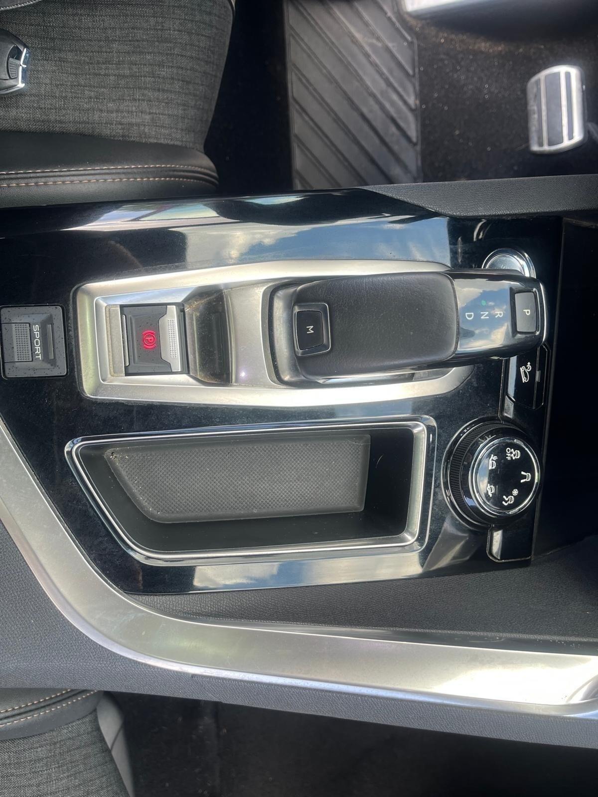 Peugeot 3008 GT LINE 1.5 hdi-c.autom-t.apr-2019